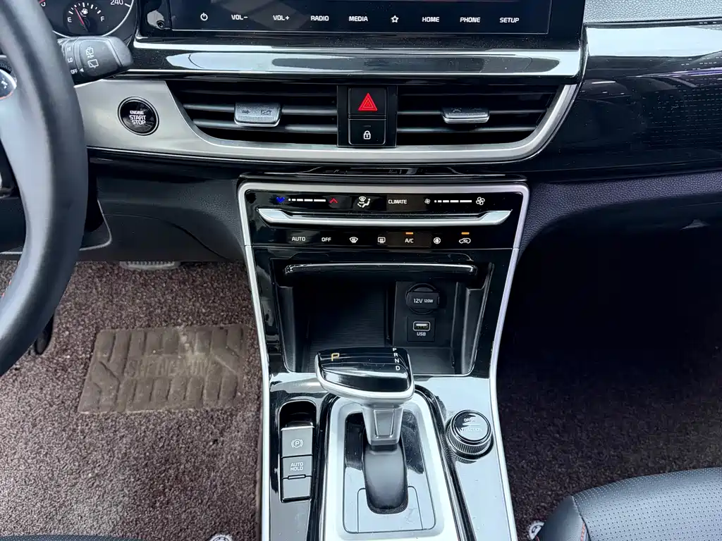 Kia KX3 2023 — фото 12