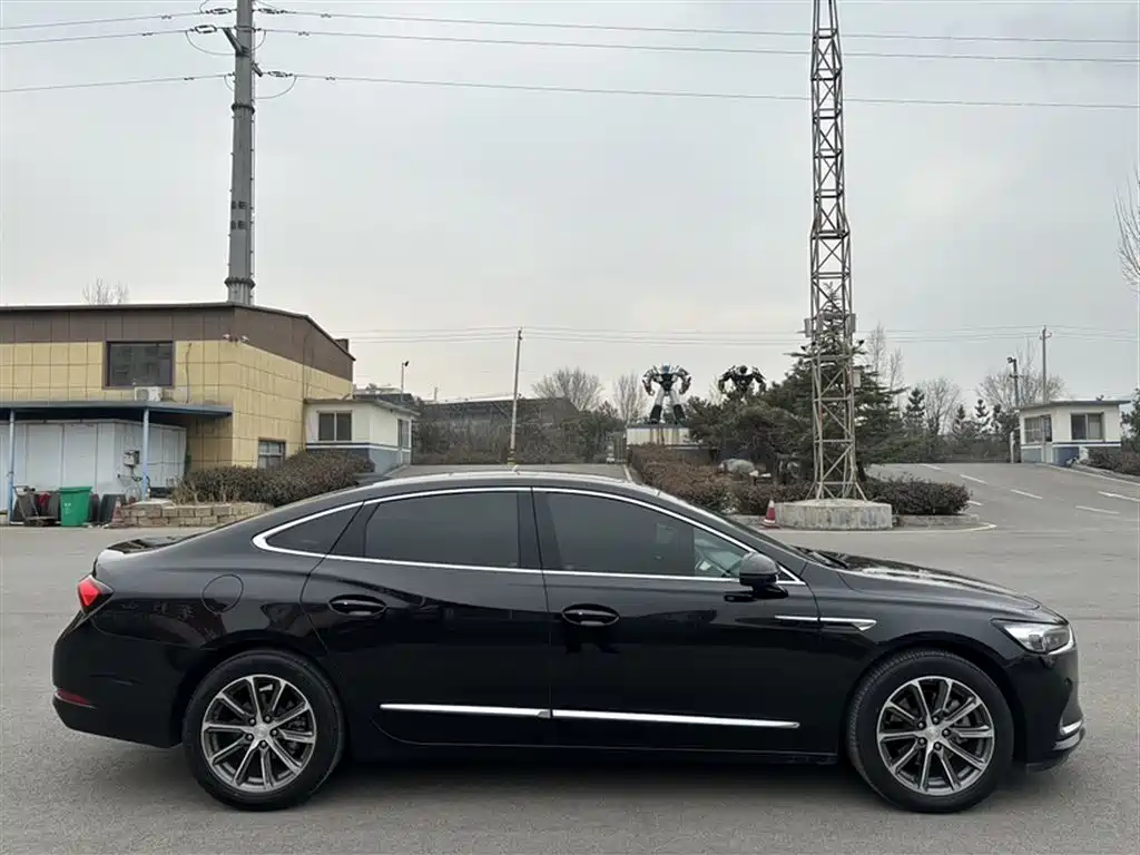 Buick LaCrosse 2023 — фото 11