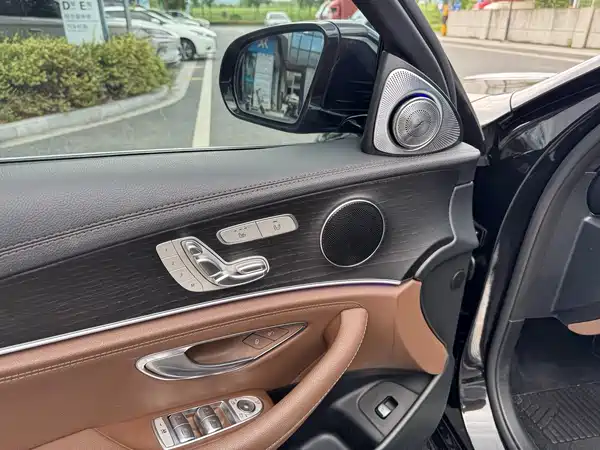 Mercedes-Benz E-Class 2020