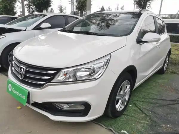 Baojun 310 2016