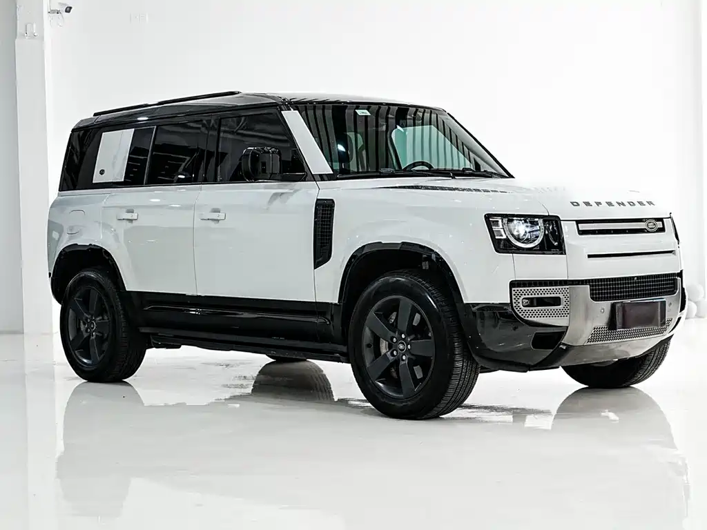 Land Rover Defender 2024 — фото 7