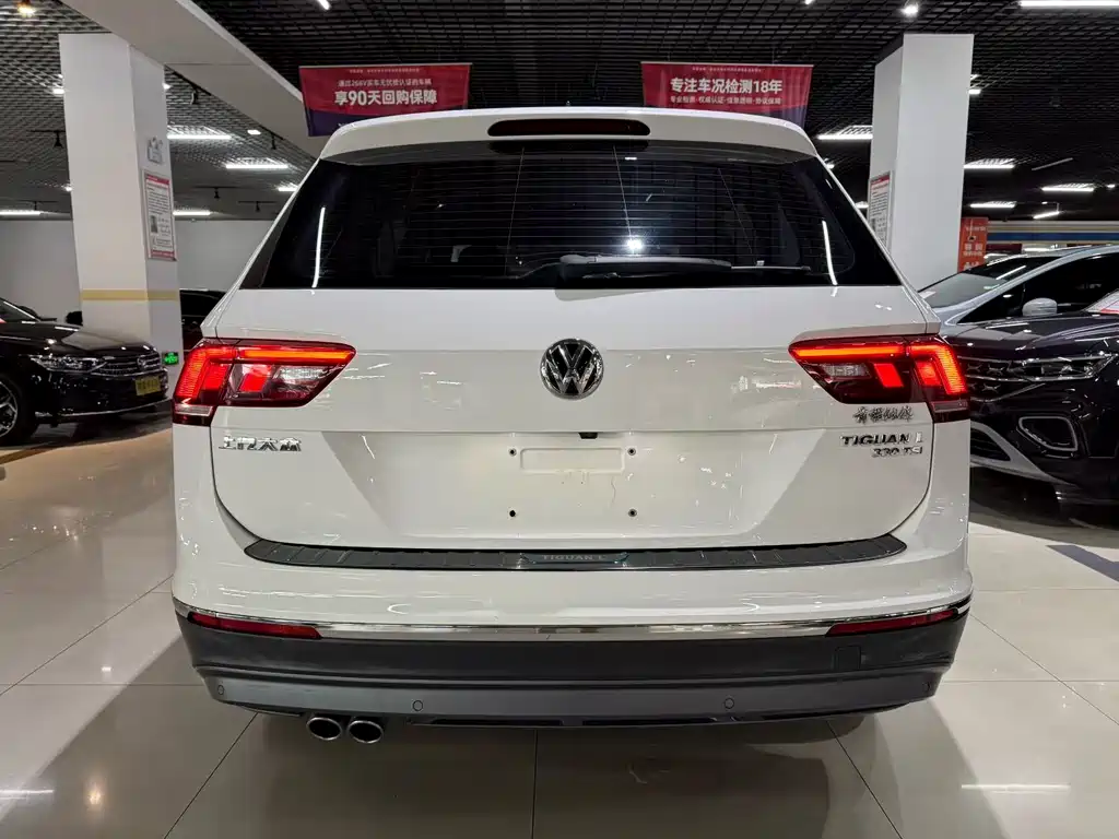 Volkswagen Tiguan L 2020 — фото 9