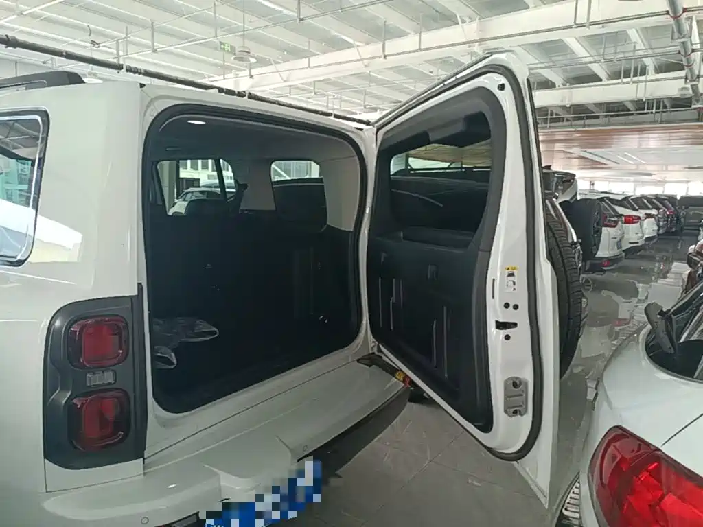 Haval H9 2025 — фото 19