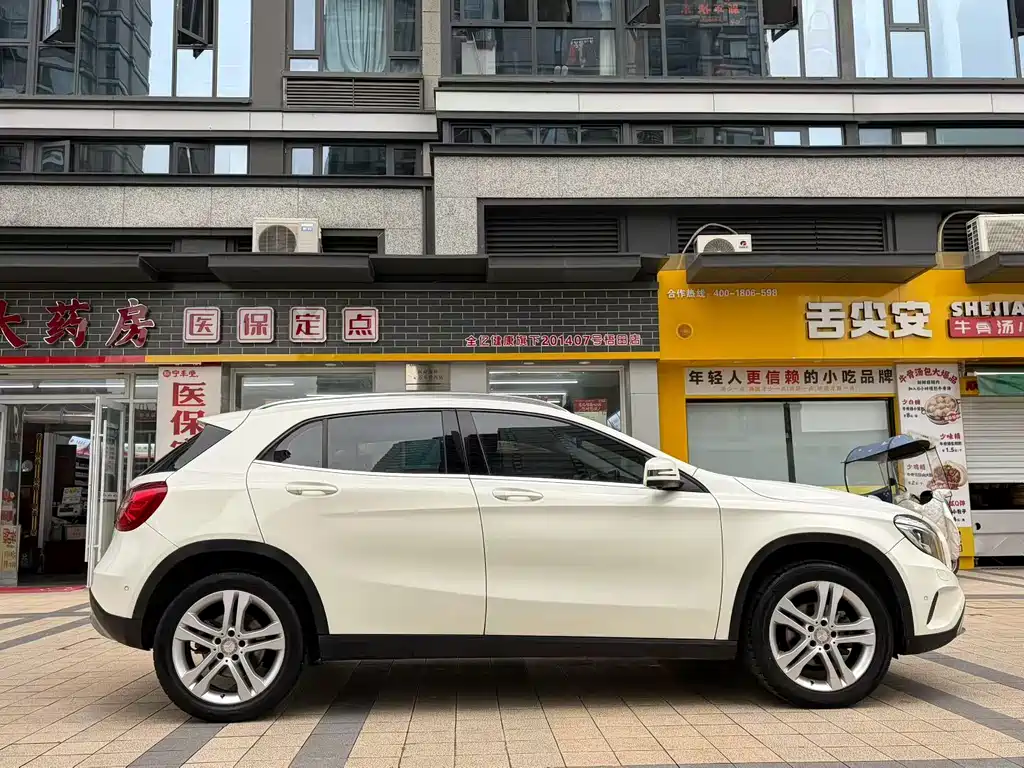Mercedes-Benz GLA 2015 — фото 5
