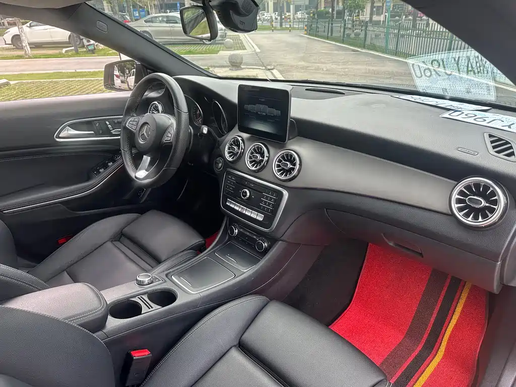 Mercedes-Benz CLA 2017 — фото 17