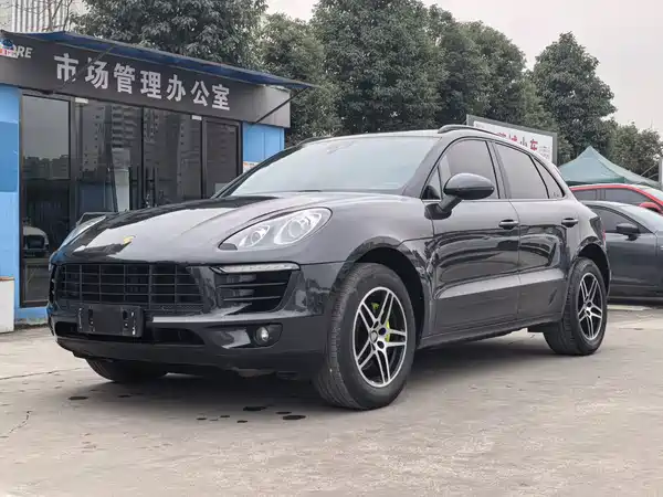 Porsche Macan 2016