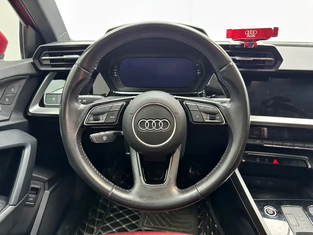 Audi A3 2022 — фото 15