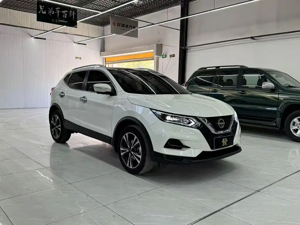 Nissan Qashqai 2023 — фото 8