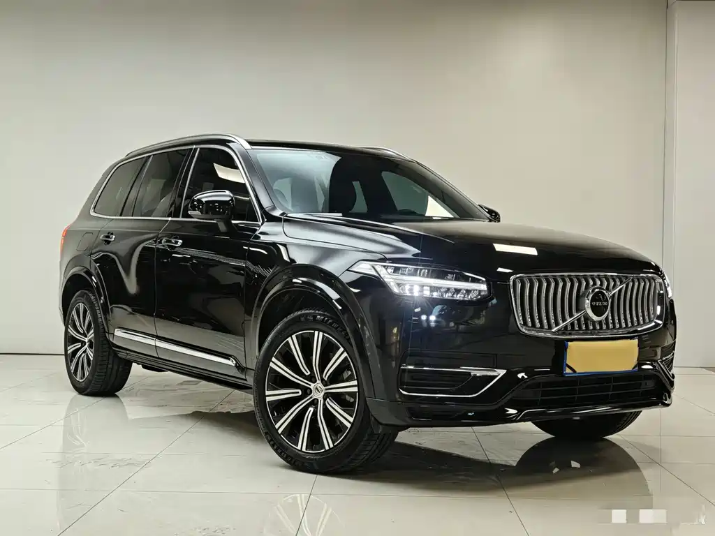 Volvo XC90 2022 — фото 3