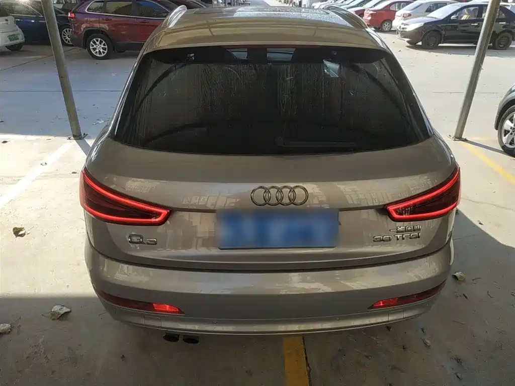 Audi Q3 2015 — фото 22