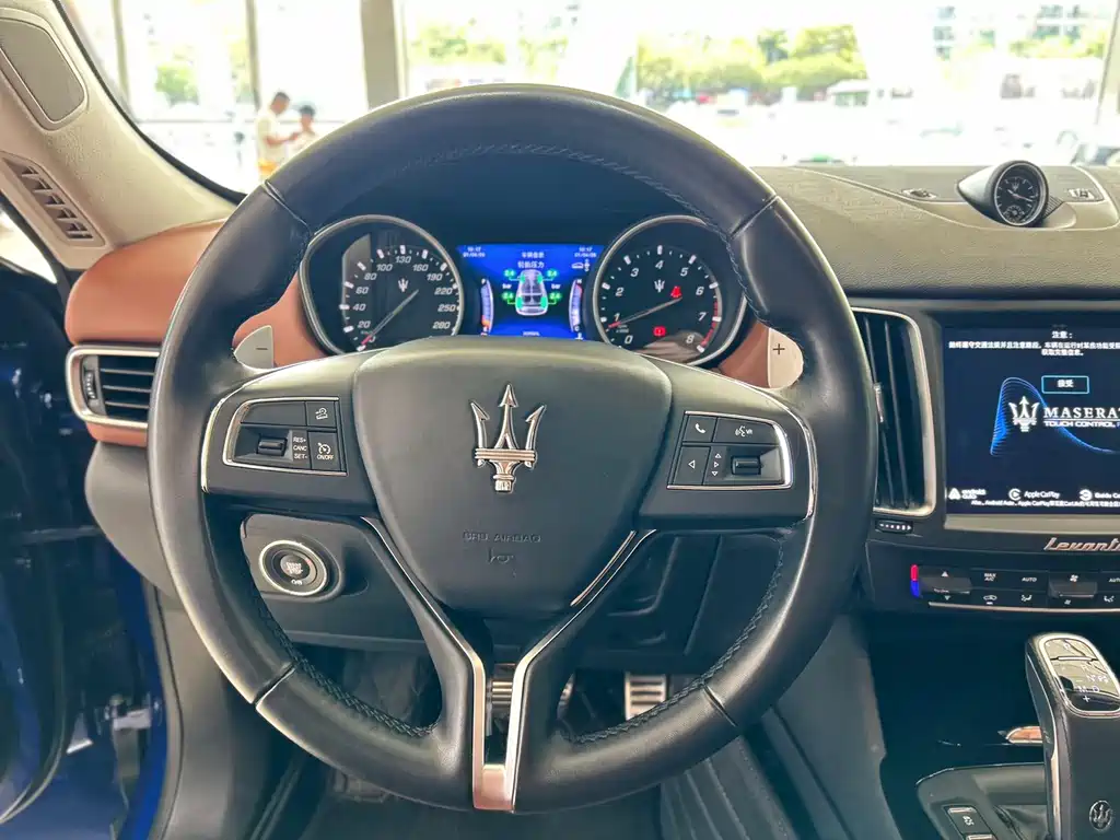Maserati Levante 2020 — фото 10