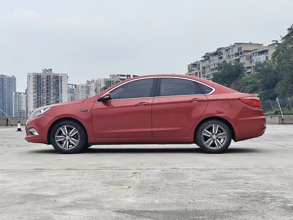 Changan Eado 2017 — фото 8