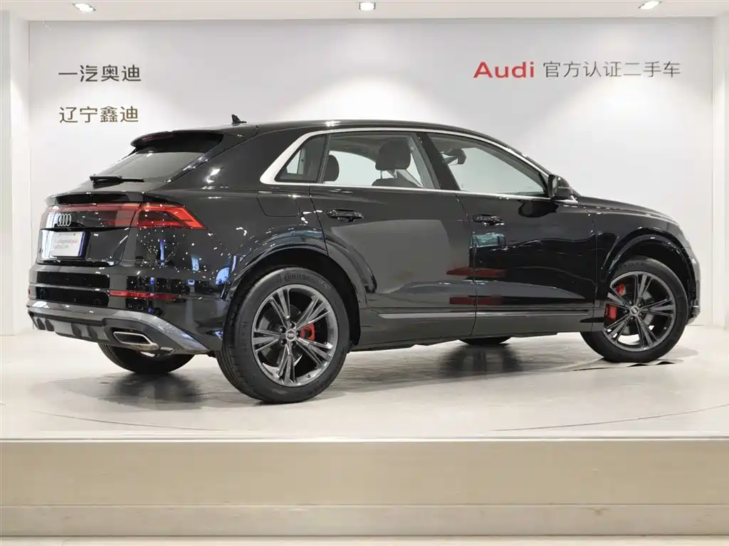 Audi Q8 2025 — фото 4