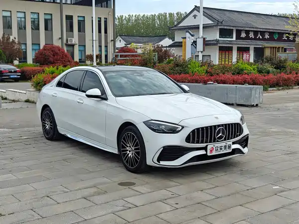 Mercedes-Benz C-Class 2023