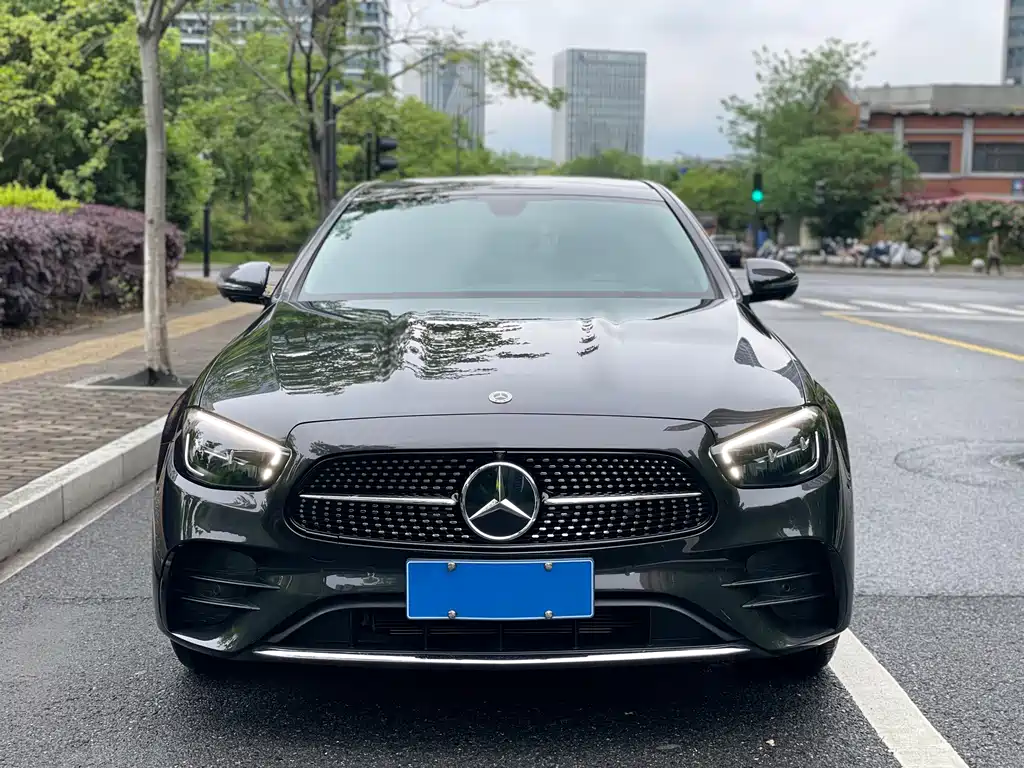 Mercedes-Benz E-Class 2023 — фото 2
