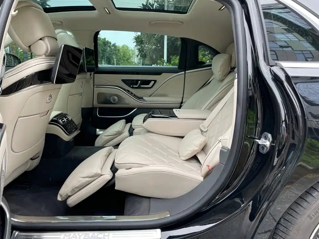Mercedes-Benz Maybach S-Class 2026 — фото 12