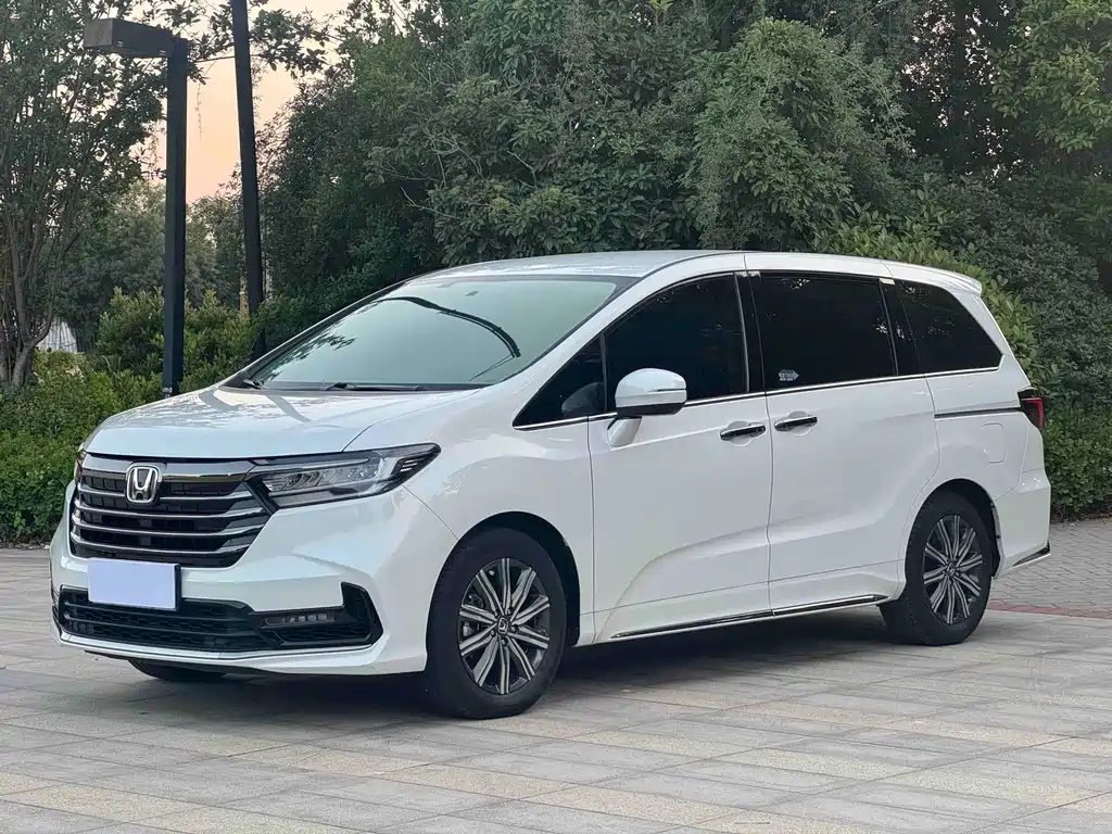 Honda Odyssey 2024 — фото 1