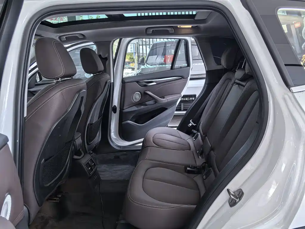 BMW X1 2021 — фото 10