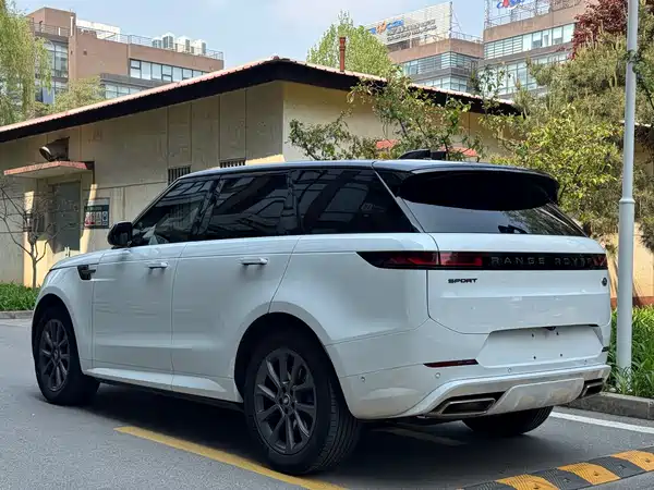 Land Rover Range Rover Sport 2023