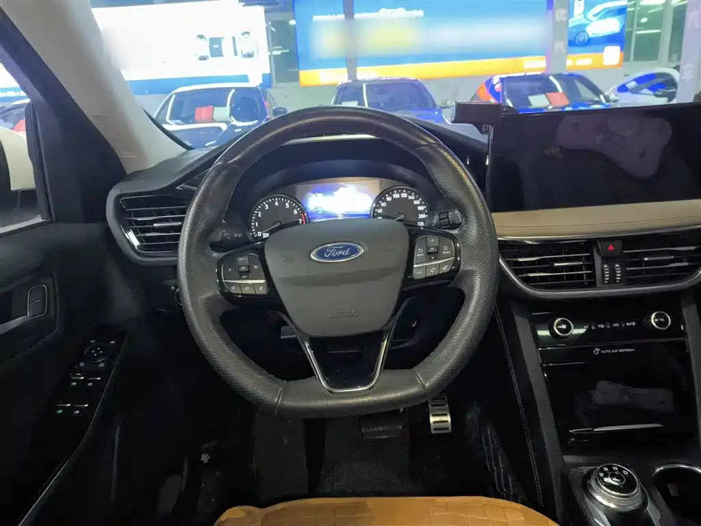 Ford Escape 2021 — фото 11