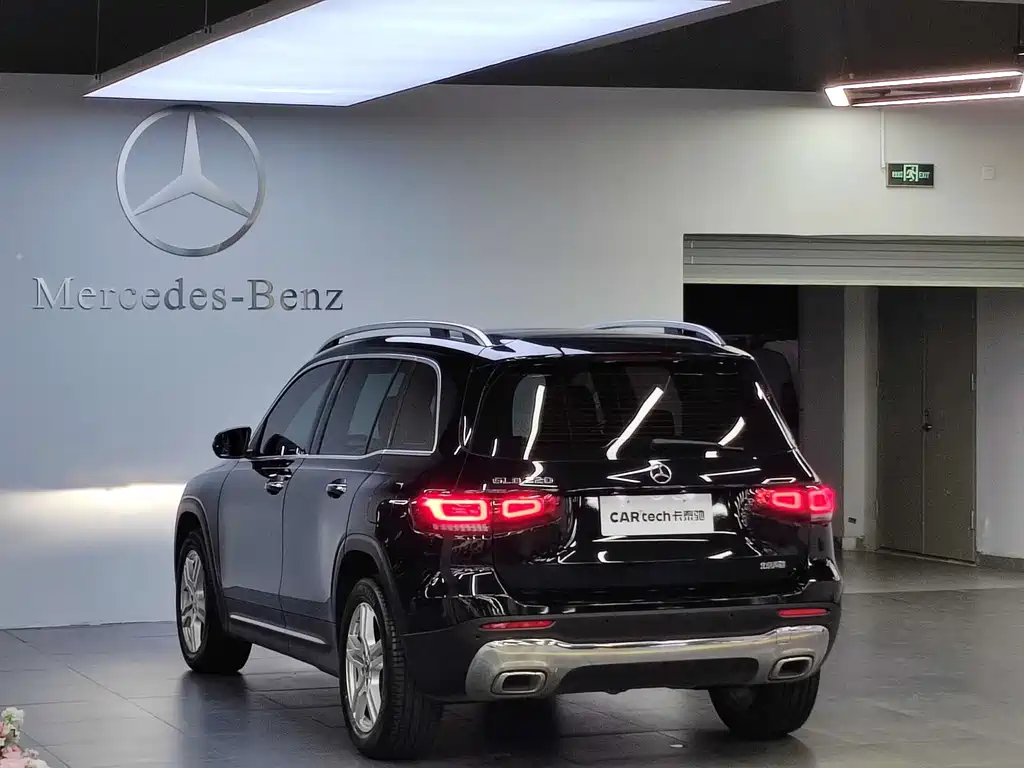 Mercedes-Benz GLB 2023 — фото 6