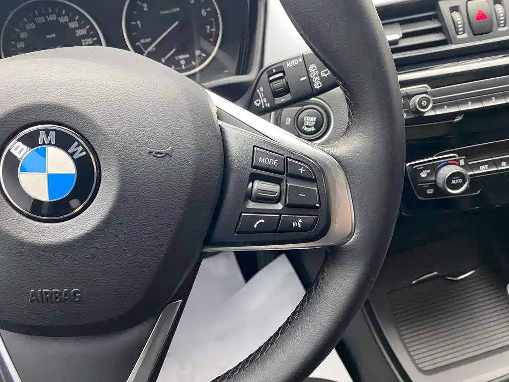 BMW X1 2017 — фото 25