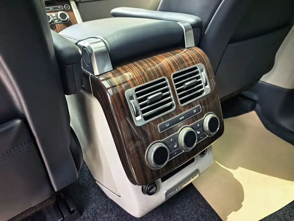 Land Rover Range Rover 2016 — фото 16