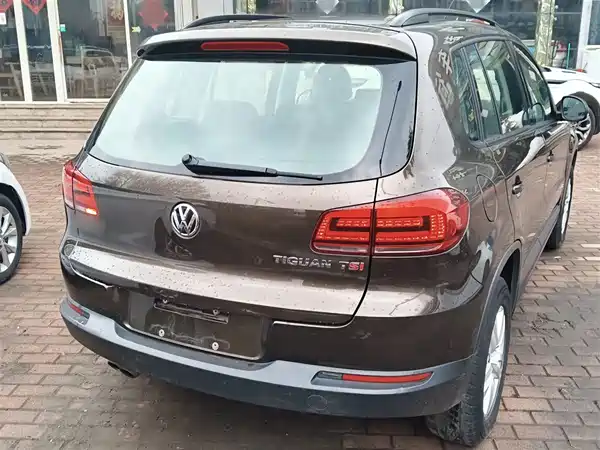 Volkswagen Tiguan 2015