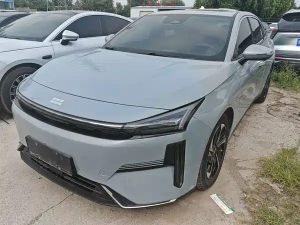 Geely Galaxy L6 2024