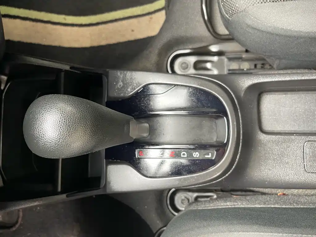 Honda Fit 2014 — фото 13