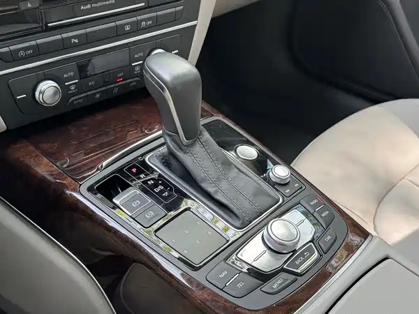 Audi A6L 2016