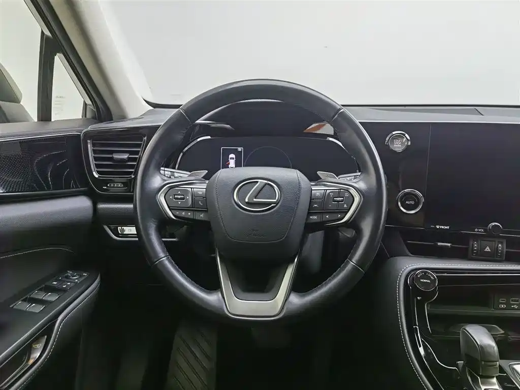 Lexus NX 2022 — фото 11