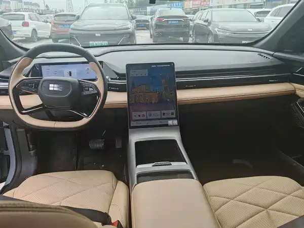 Geely Galaxy L6 2024