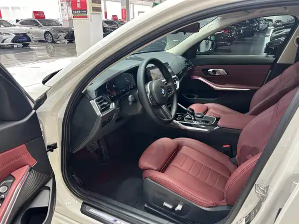 BMW 3 Series 2021