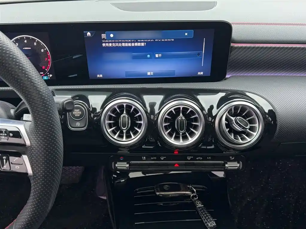 Mercedes-Benz A-Class 2023 — фото 10