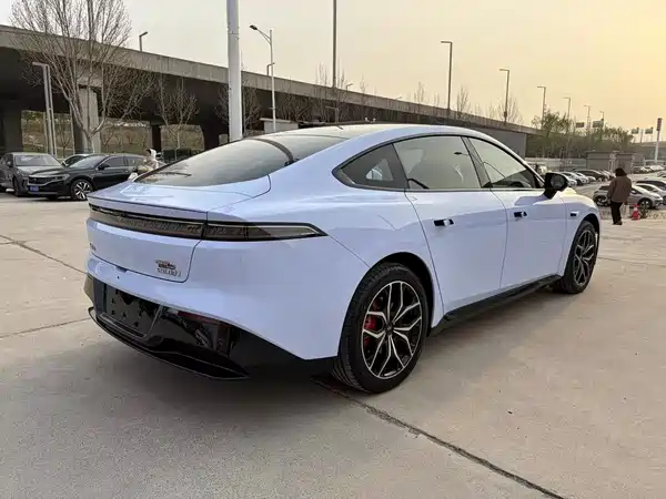 Dongfeng e007 2025