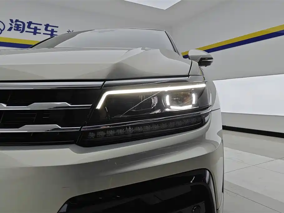 Volkswagen Tiguan L 2021 — фото 5