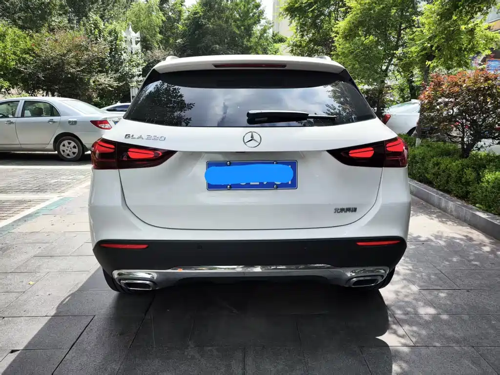 Mercedes-Benz GLA 2025 — фото 8