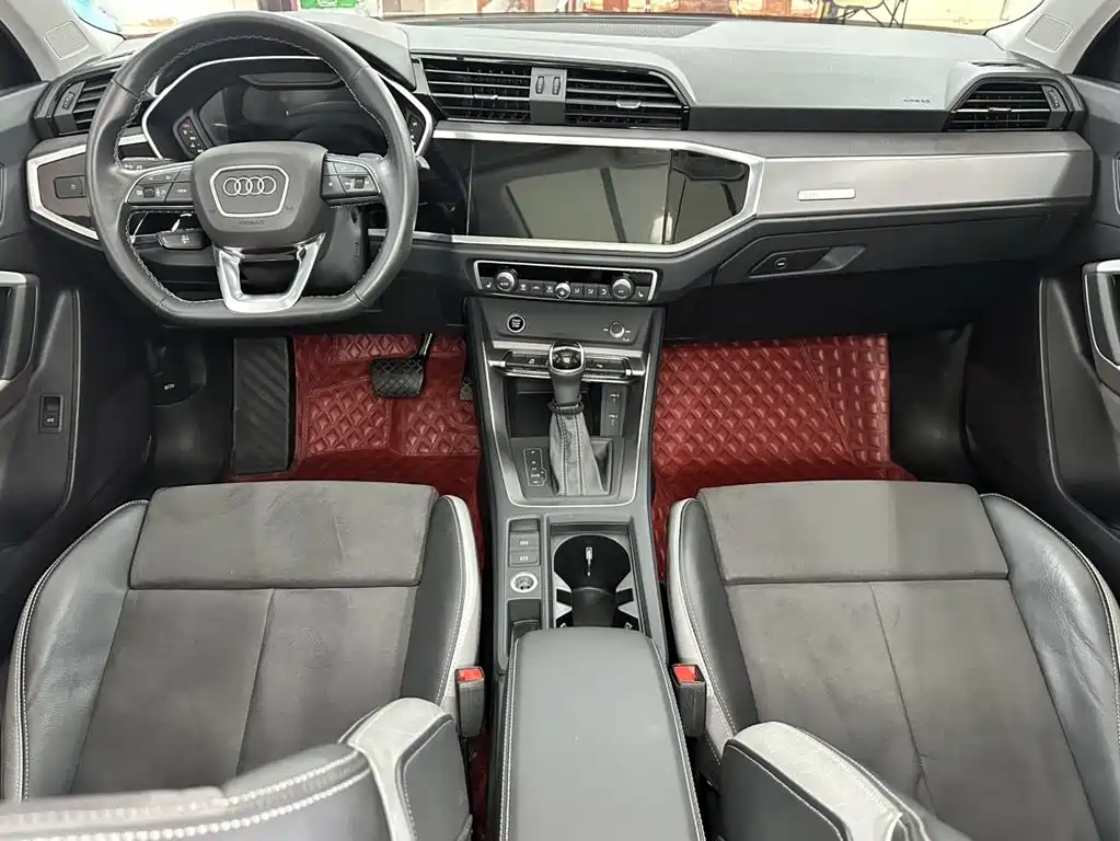 Audi Q3 2023 — фото 14