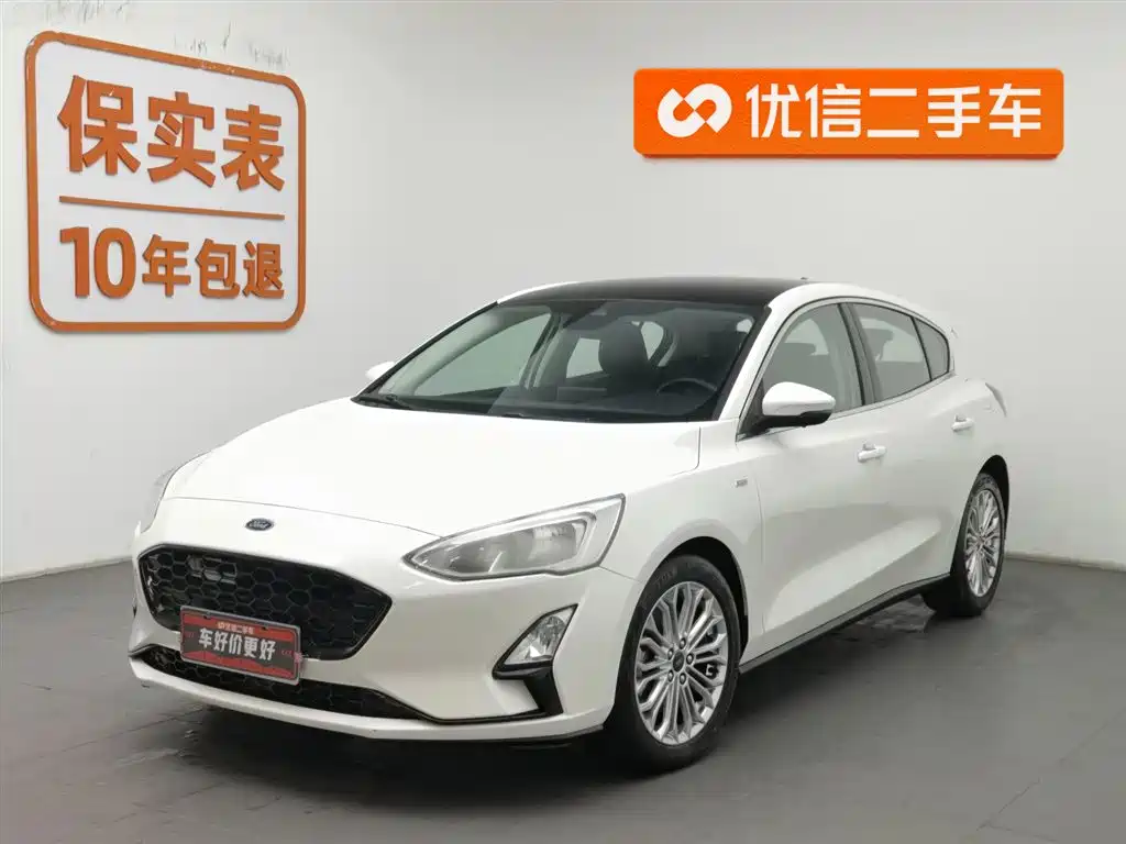 Ford Focus 2019 — фото 1