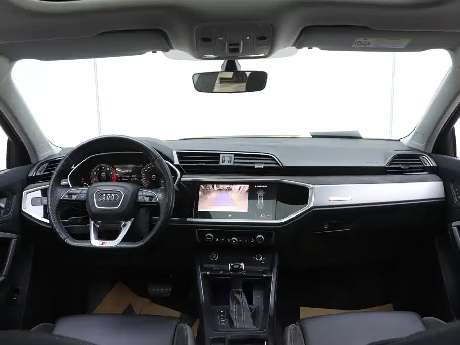 Audi Q3 Sportback 2022 — фото 21