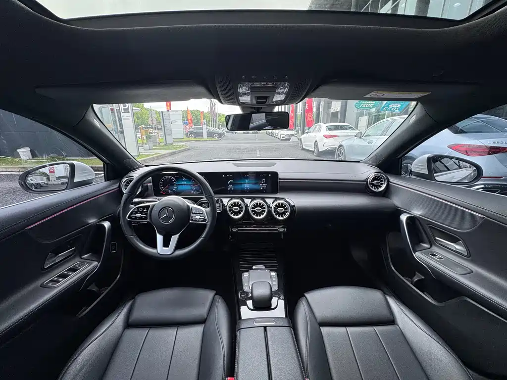 Mercedes-Benz A-Class 2020 — фото 15