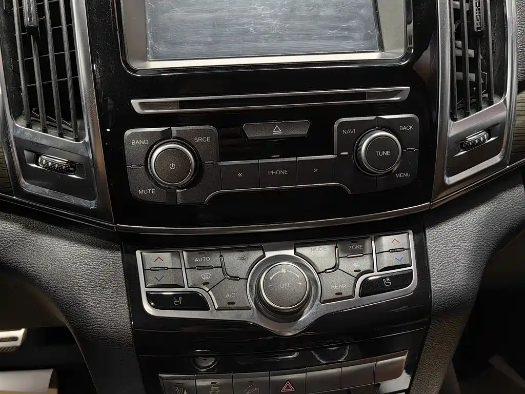 Haval H9 2016 — фото 22