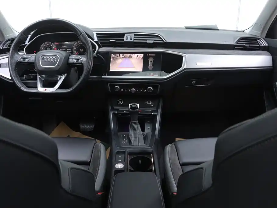 Audi Q3 Sportback 2022 — фото 26