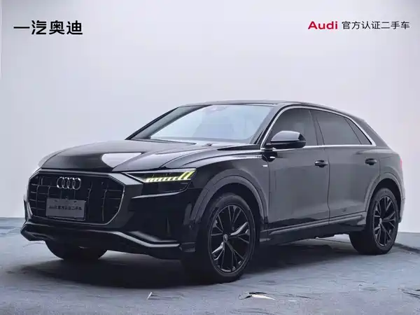 Audi Q8 2021