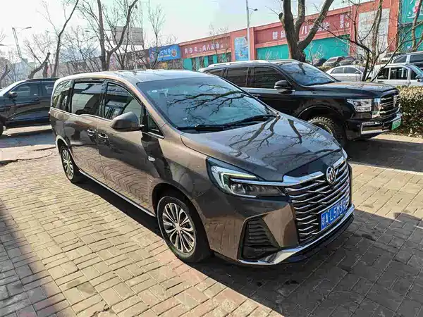 Buick GL8 2022