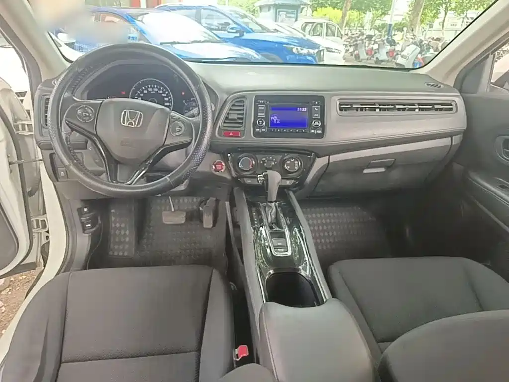 Honda Vezel 2018 — фото 10
