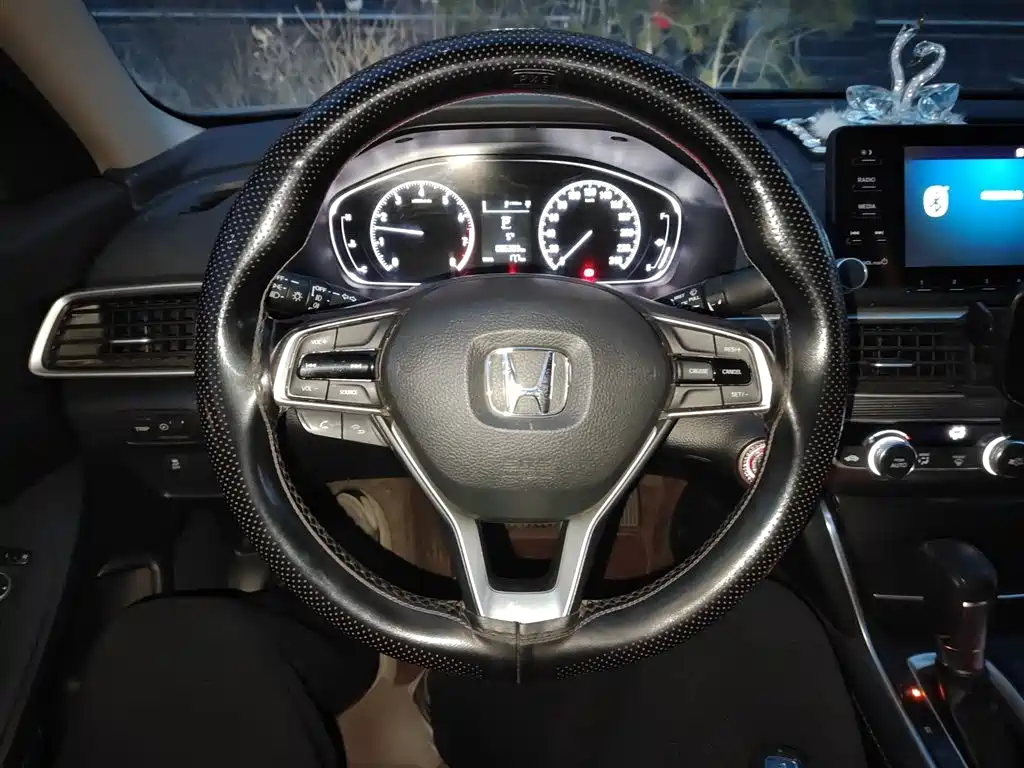 Honda Accord 2021 — фото 3