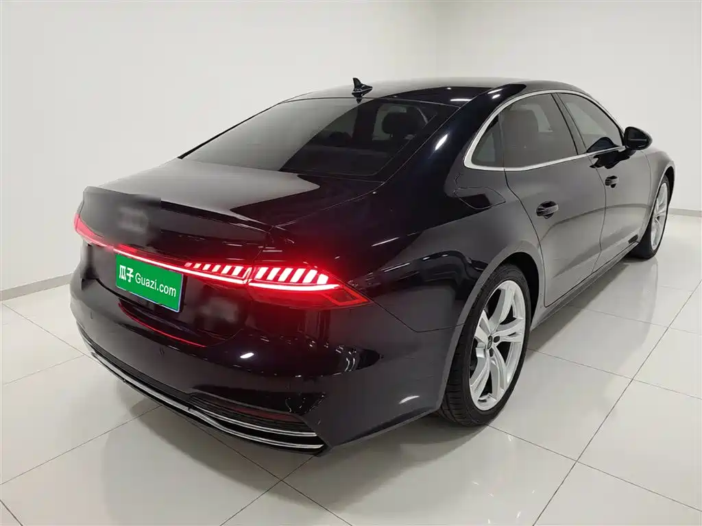 Audi A7L 2023 — фото 7