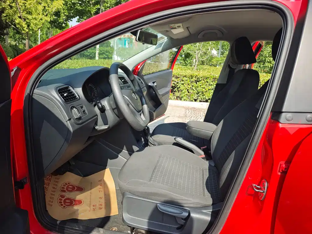Volkswagen Polo 2015